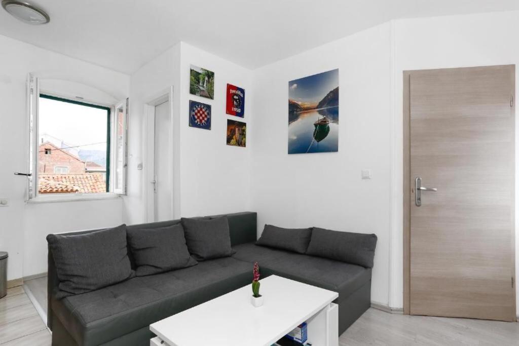 Apartment Duje Split Exterior photo